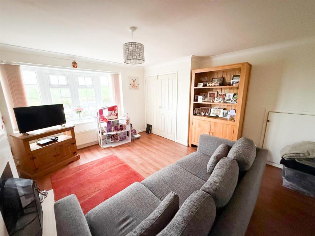 3 bed detached, cowling