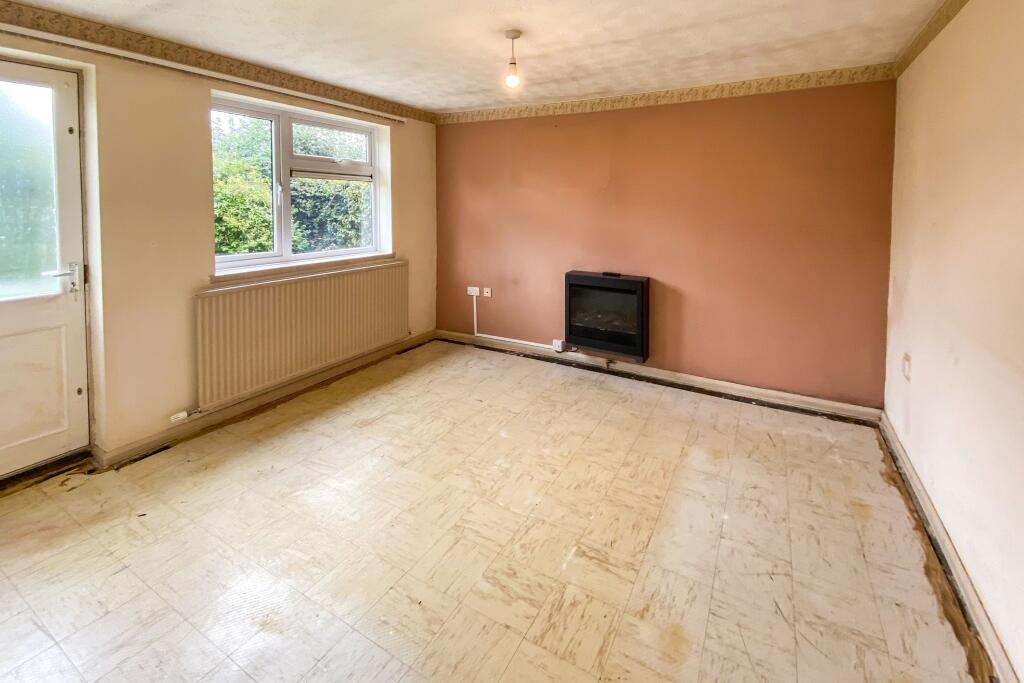 22 The Glebe, Calne, Wiltshire, SN11 8HB