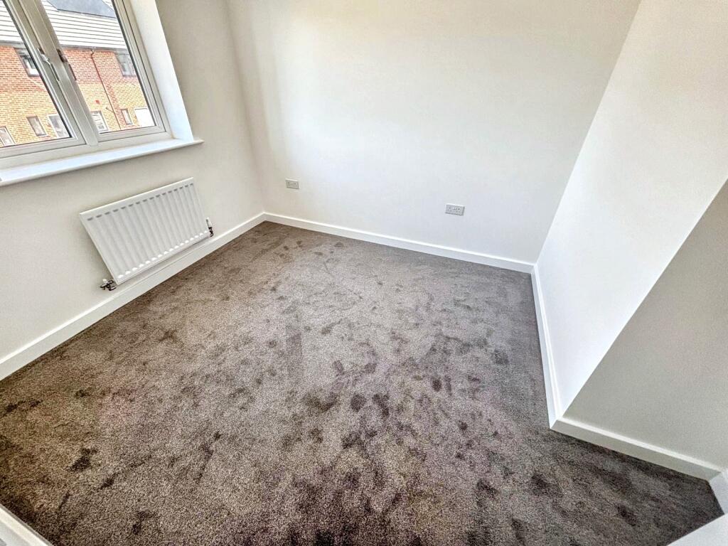 WhatsApp Image 2025-05-15 at 14.43.15 (3).jpeg