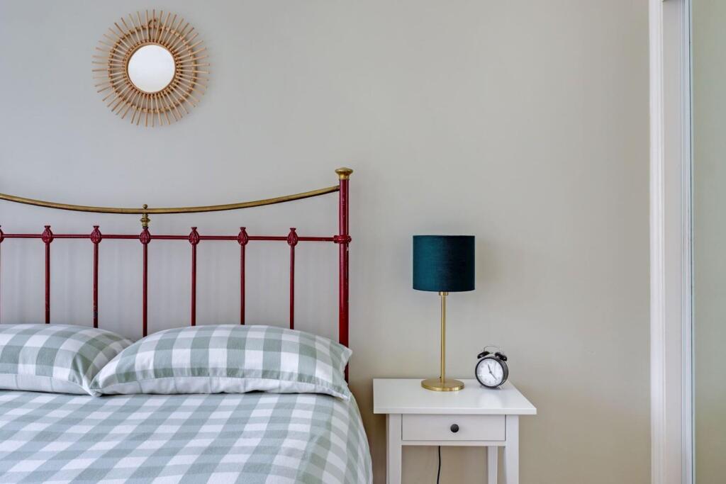 09-75bfJHPropWorld - 10 Wakefield Court - 25-mediu