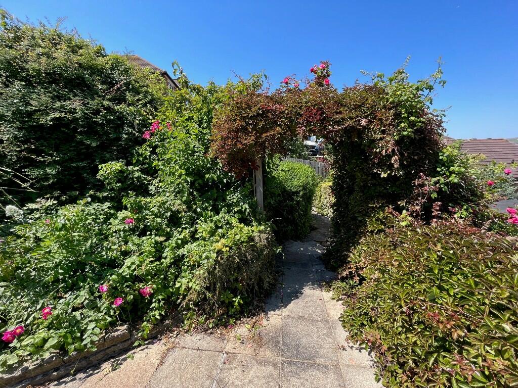 Middle garden