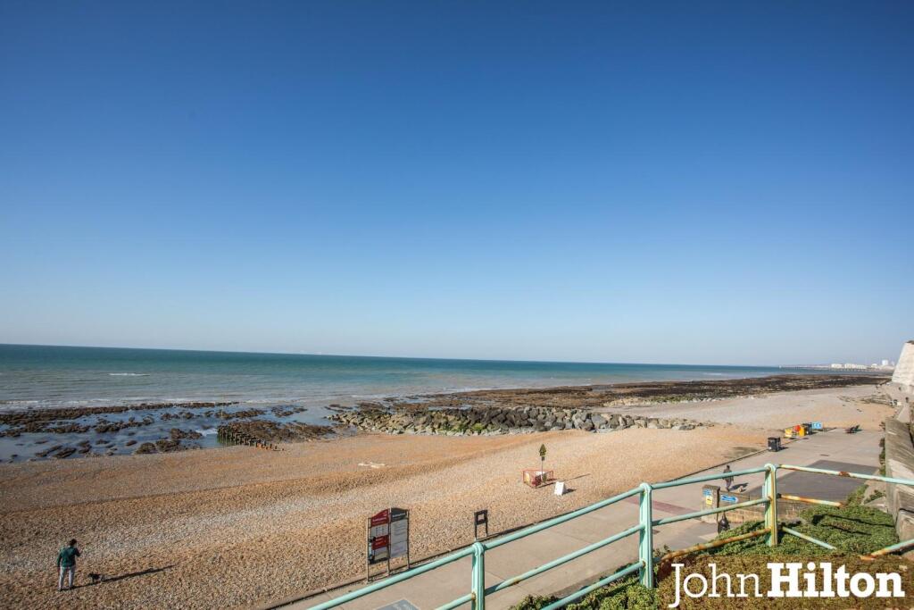 Highcliffe Court1.jpg