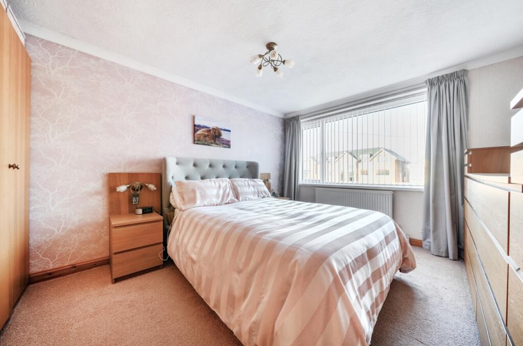 1381281-20-69204cb6ed94f