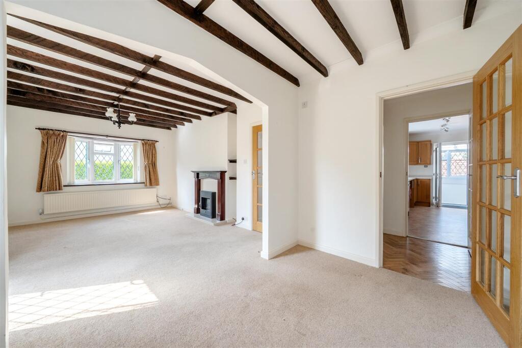 LIVING DINING ROOM