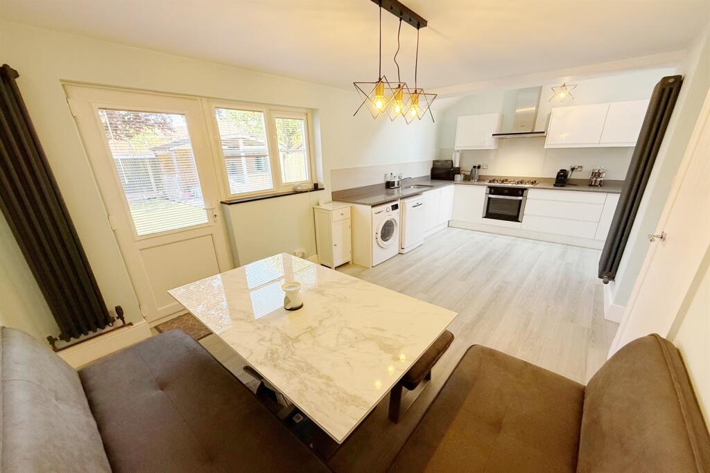 Kitchen Diner