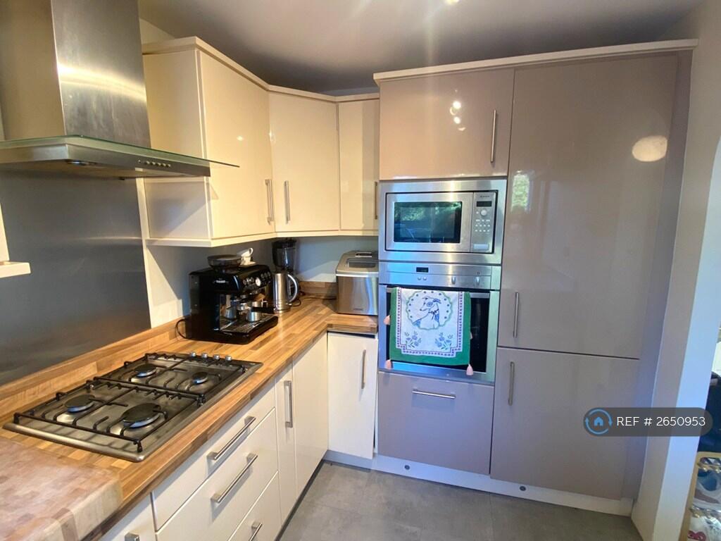 Kitchen 3