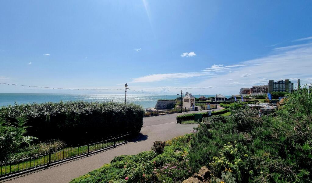Viking Bay