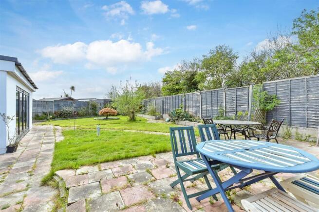 Rear Garden Wards.jpeg