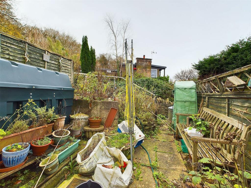 3 - Cottage for Auction, Clapton-in-Gordano.jpg