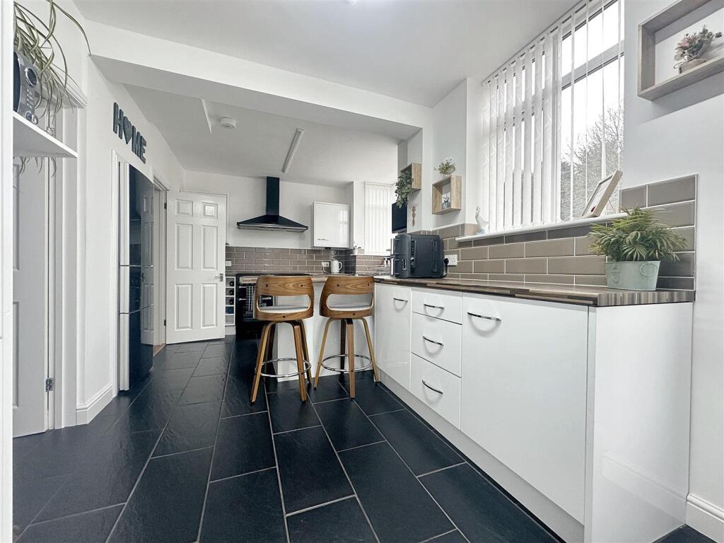 IMG_5136 (Large).jpg