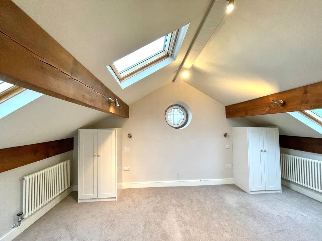 ATTIC ROOM
