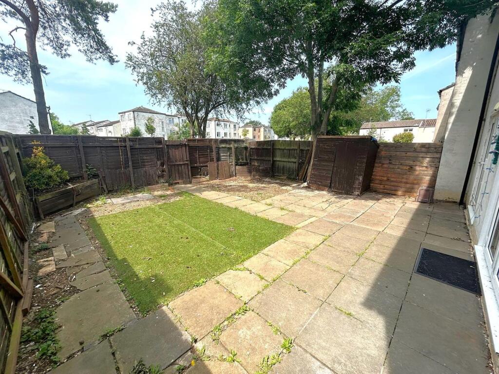 Grantham garden 1 .jpg