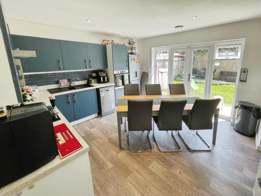 15de73ba-3-44D8-AE26-D70A7C63304B-5000-000000B11C9