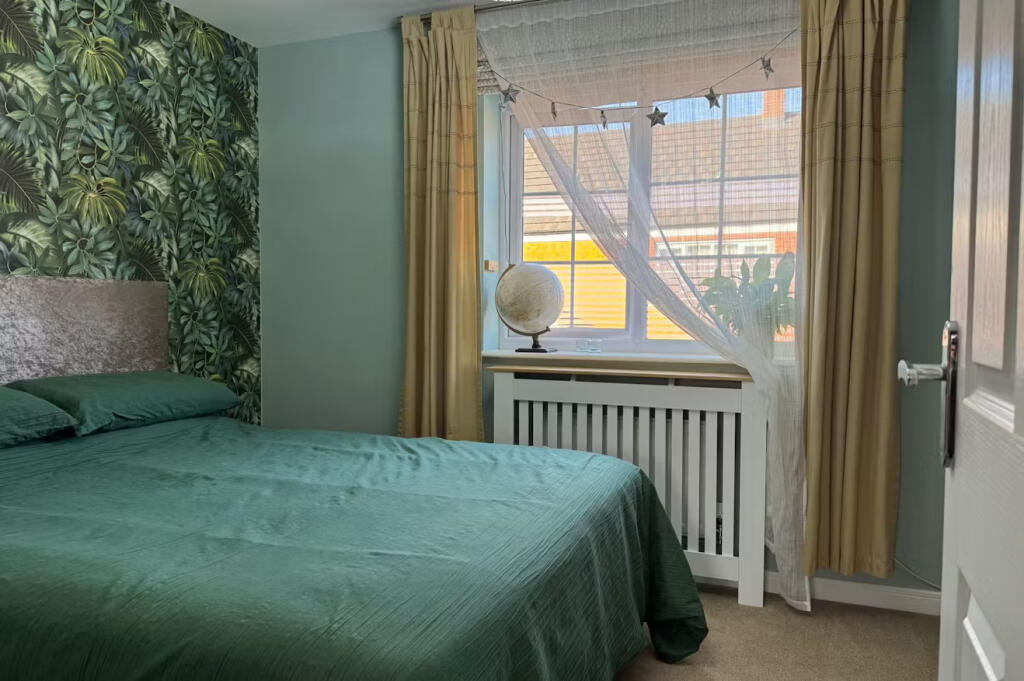 dd275edc-0711-4875-bb98-544c51306a93