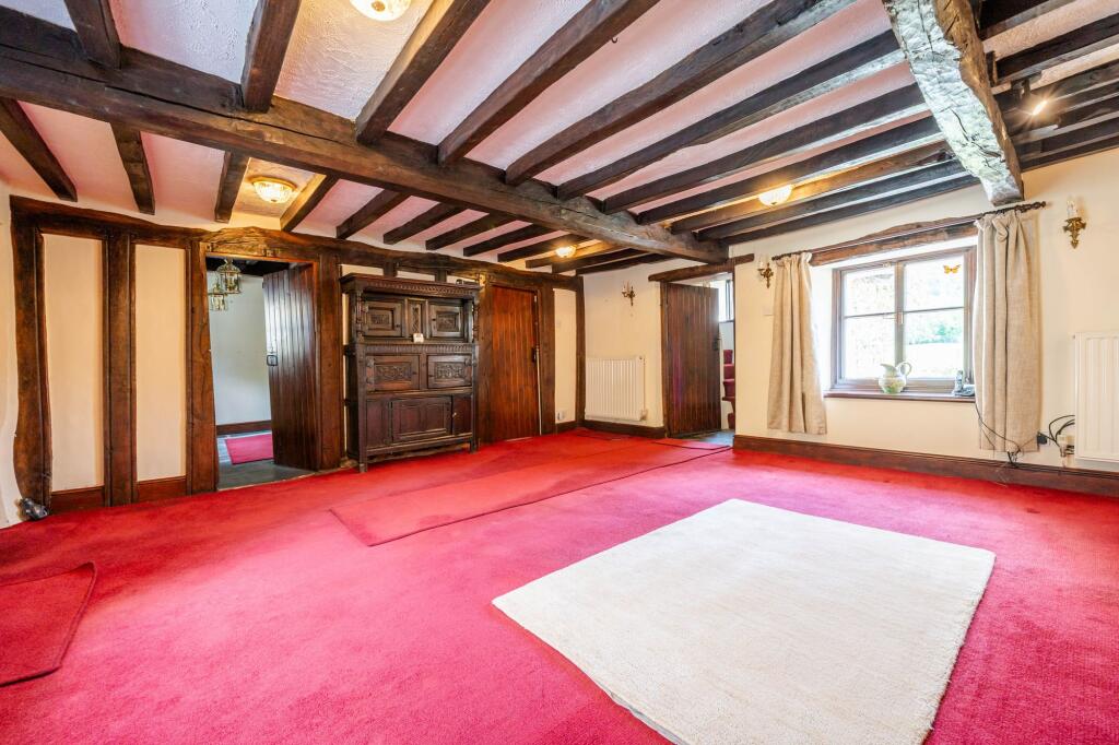 SITTING ROOM