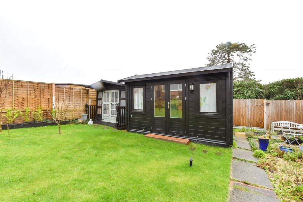 Workshop/Outbuildings