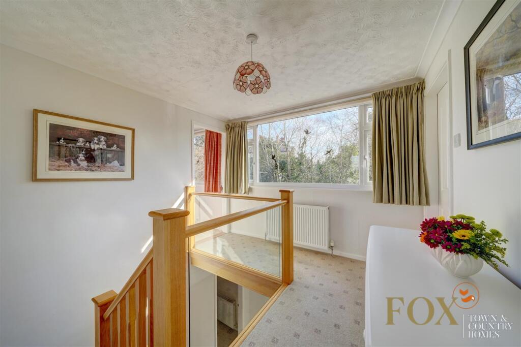 23 Old Road North (25).jpg