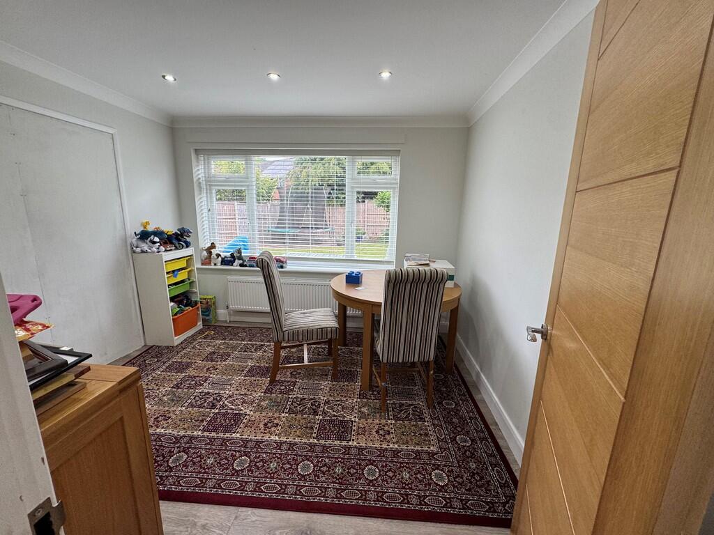 10 Eustace Road -...