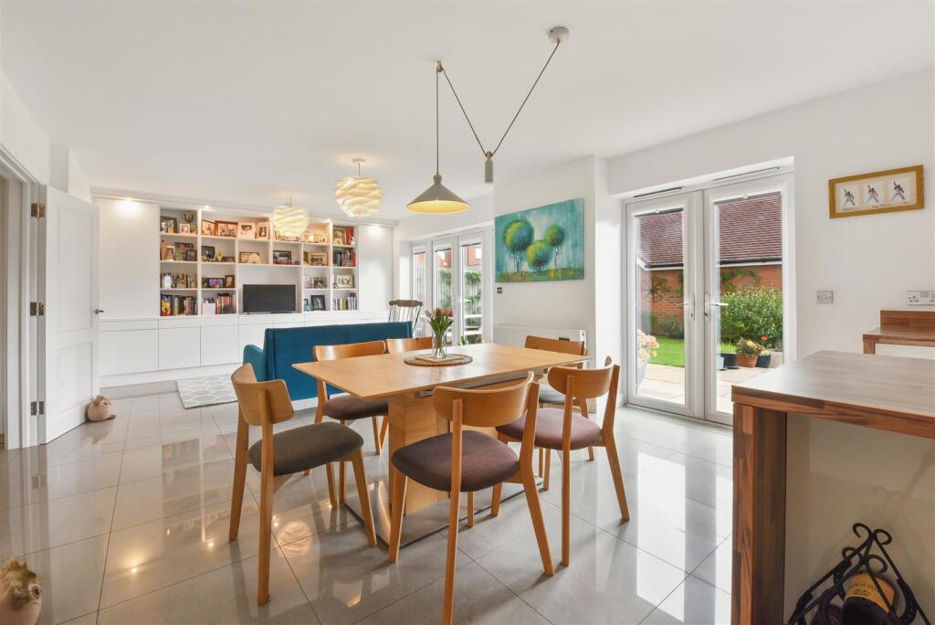 Kitchen/Diner/Family Room