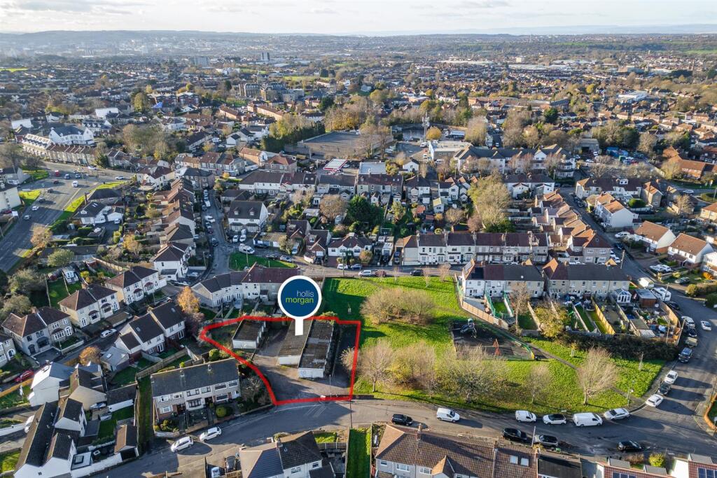 Wesley Hill Garage Site, Wesley Hill, Kingswood, B