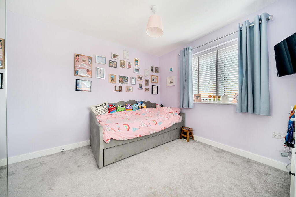 1375415-19-690b2f...