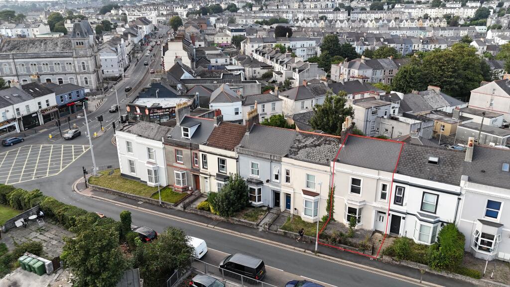 IMG 1078 RedOutline T202508131425.jpg