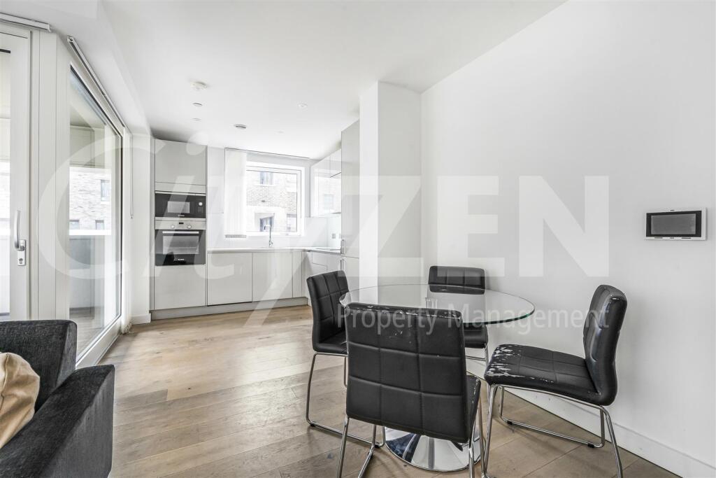 RECEPTION/KITCHEN