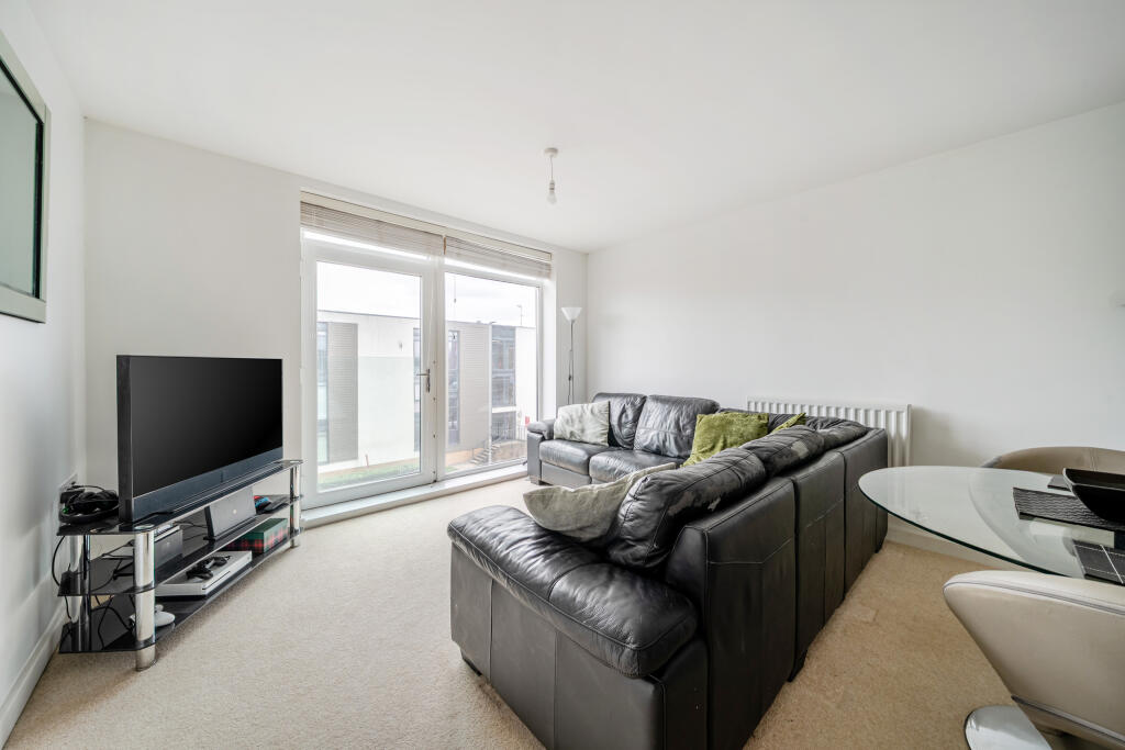 Open Plan Kitchen / Living Room
