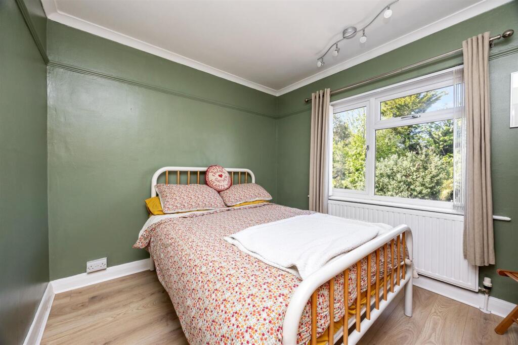 Drove Road 51 BEDROOM GREEN.jpeg