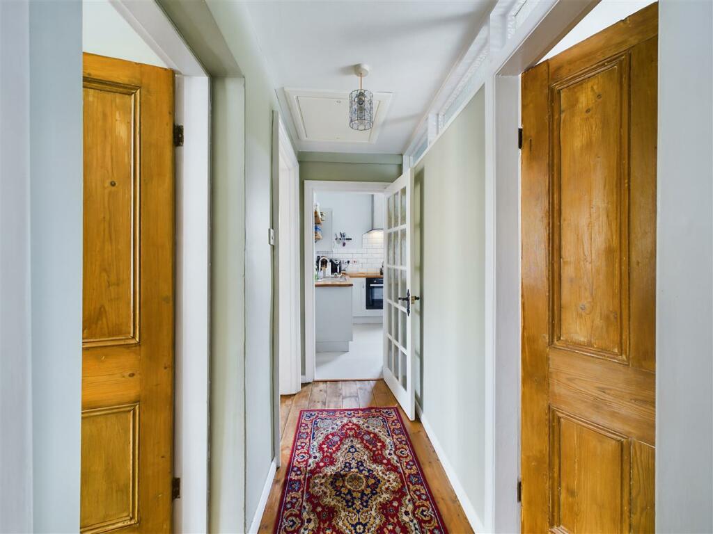 INNER HALLWAY