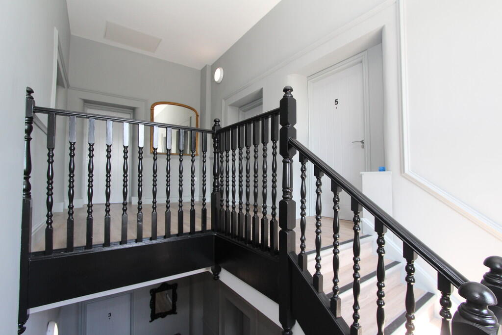 2025-05-01 09.52....