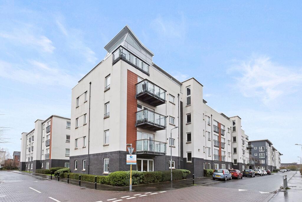 Lapwing Road, 2/1 5 Lapwing Road, PA4