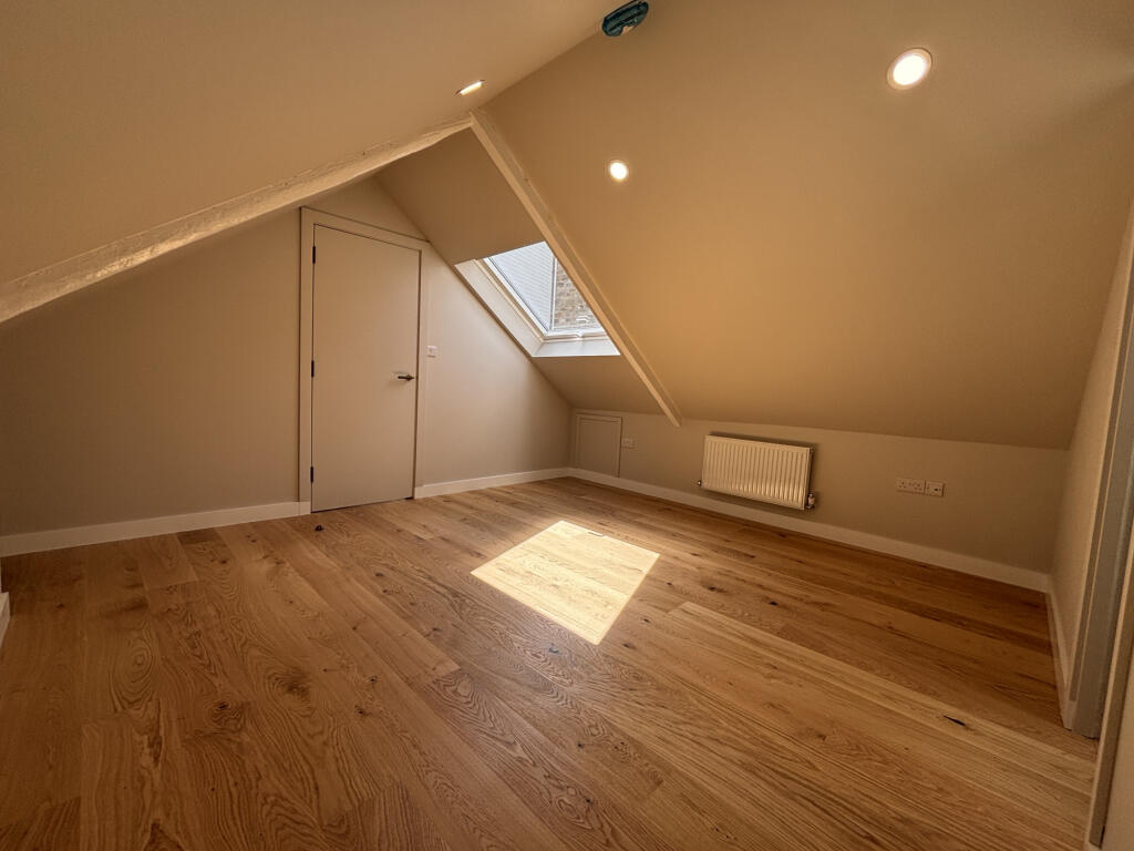 Bathroom Right Side