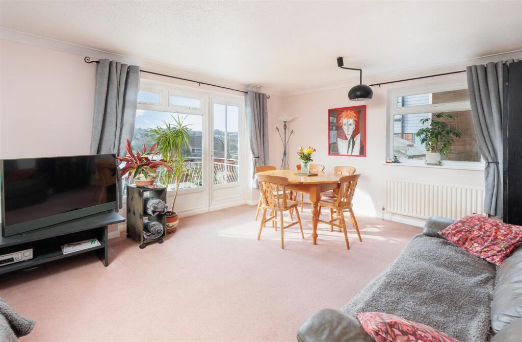 Sitting Room 1-1