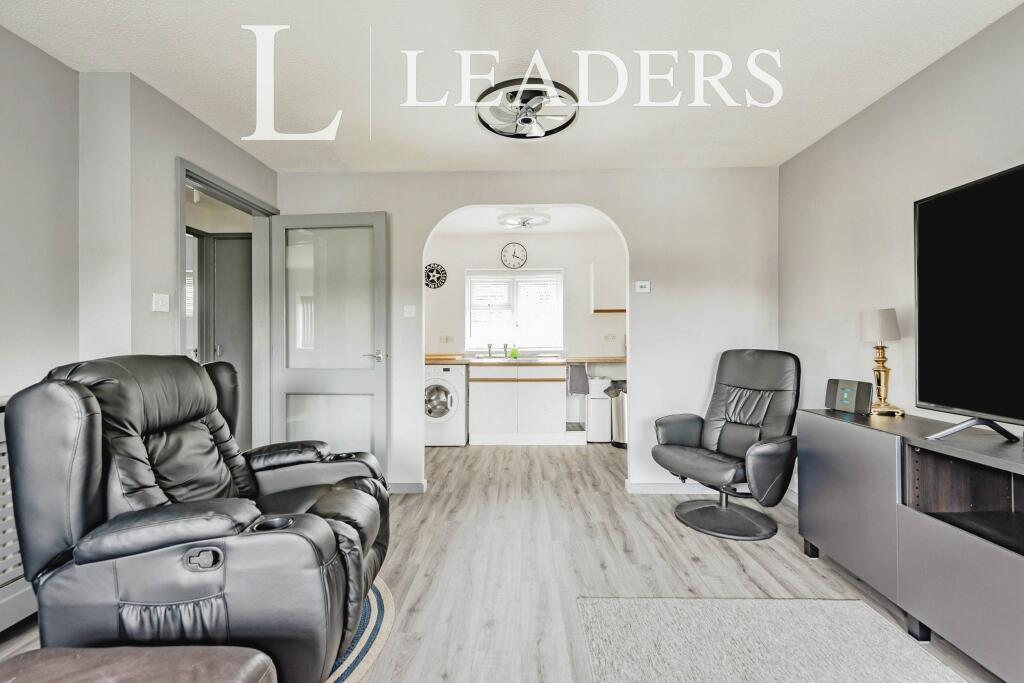 Living room / kitchen