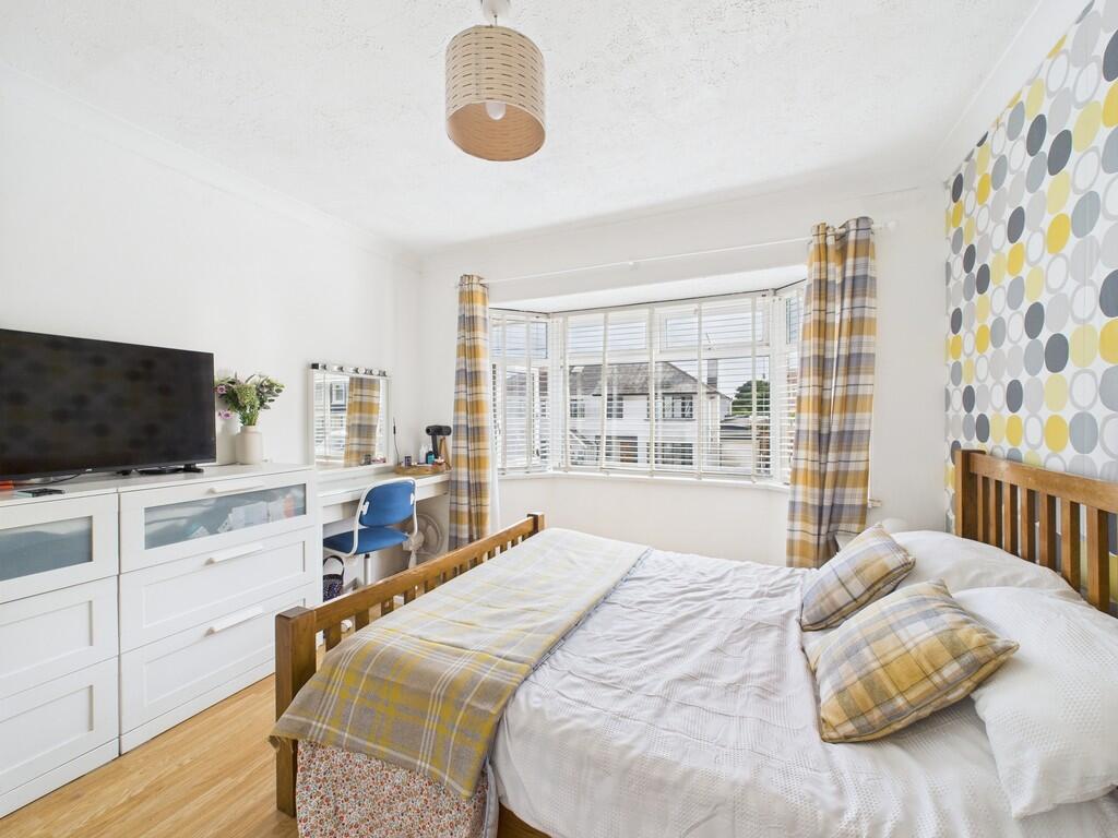 CAM02089G0-PR0546...