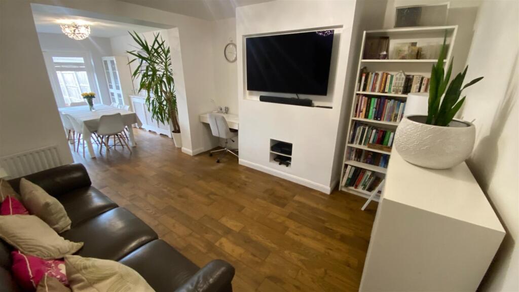Dining Room.jpg