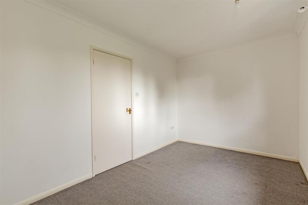 Bedroom 2-3.jpg