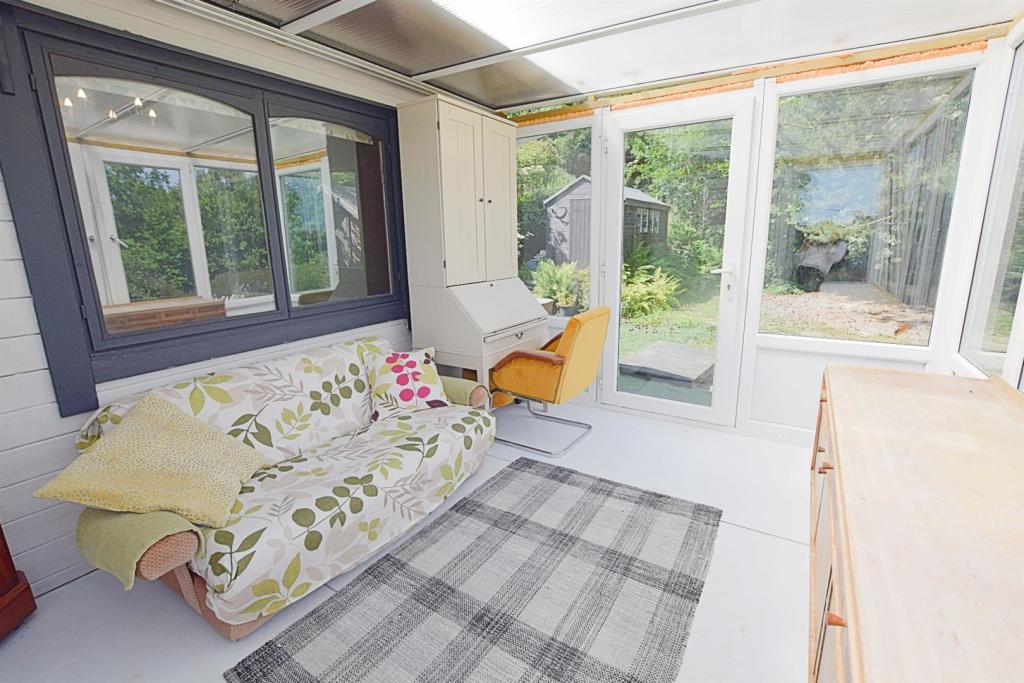 Log Cabin