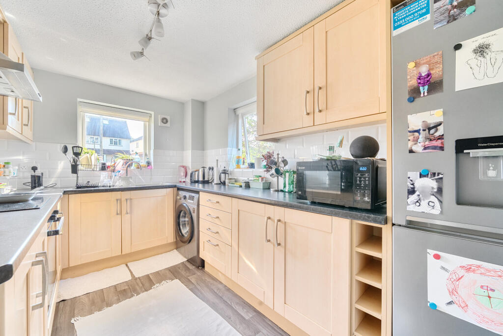 1315003-8-685c24b...