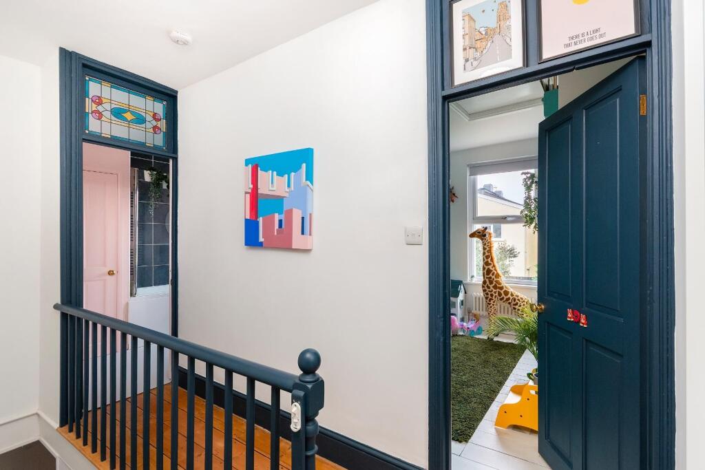 0H4STRD - Landing A.jpg