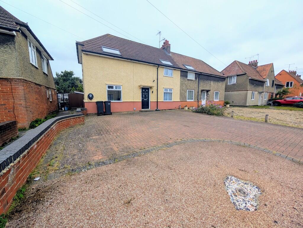 PXL_20250816_0934...