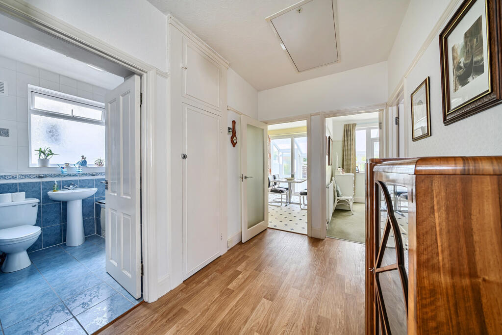 1361554-4-68dd3cd...