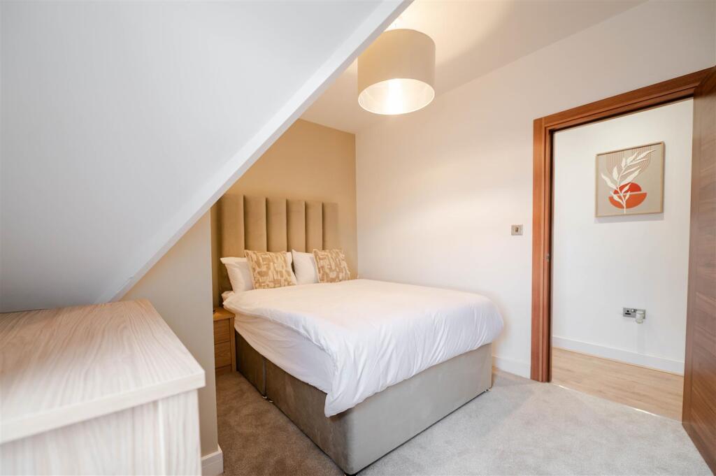 imeldaphoto_CromptonHouse_Flat15-4.jpg