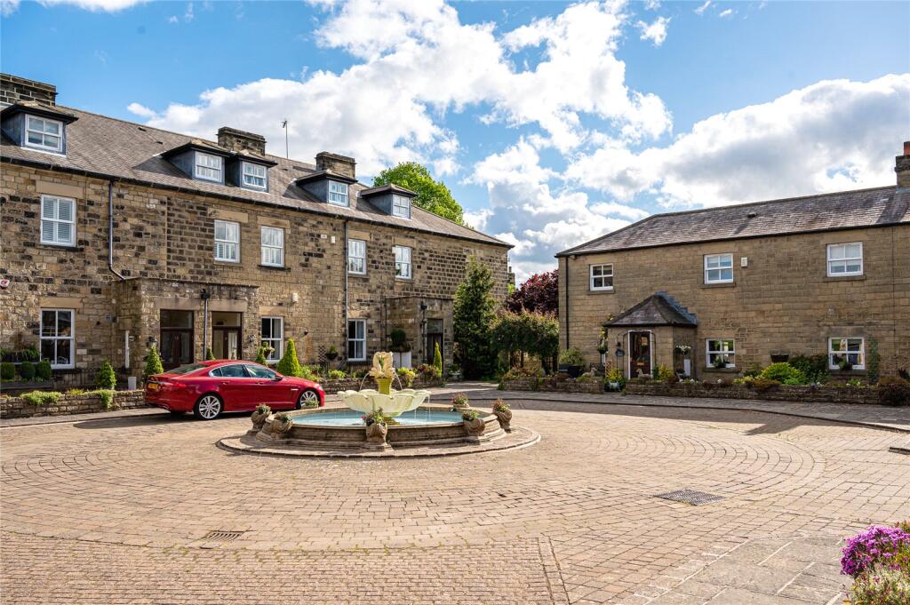 Ship Inn Cottage, Bridge Court, Harewood, LS17