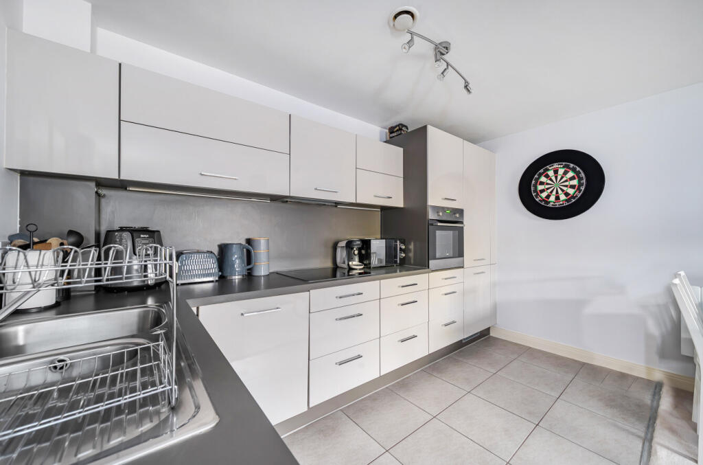 1376089-2-6912293...