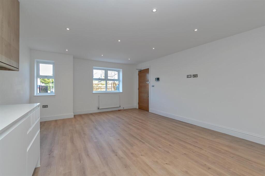382HatfieldRoad-64.jpg