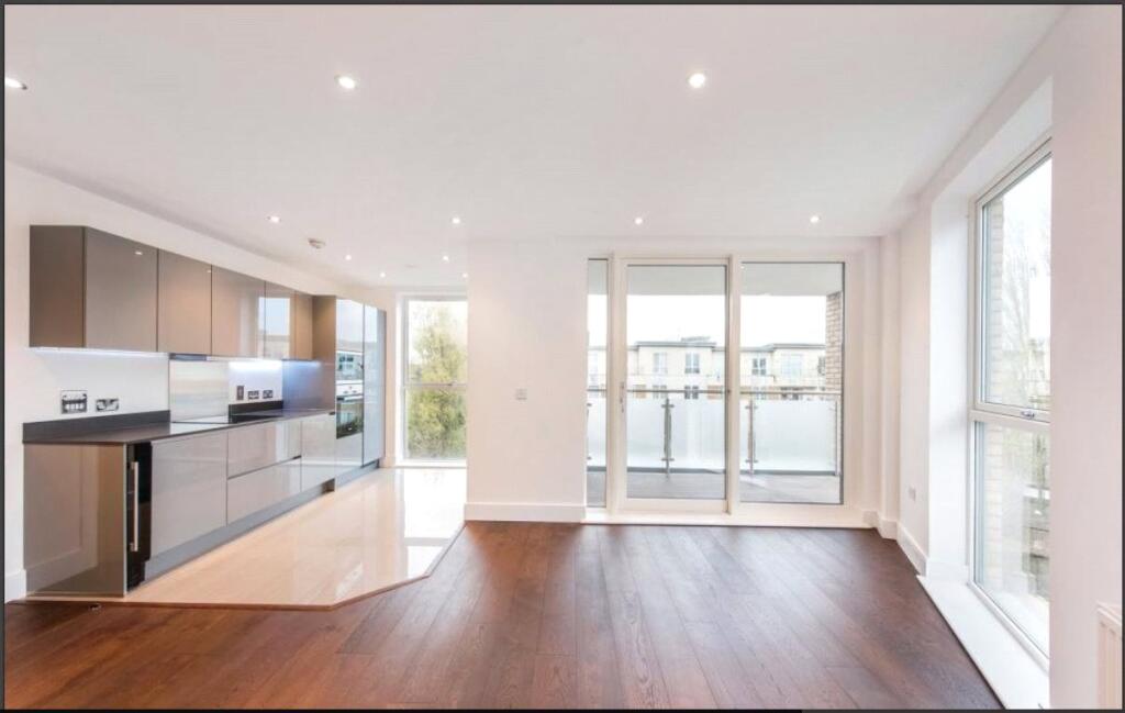 Reception/Kitchen