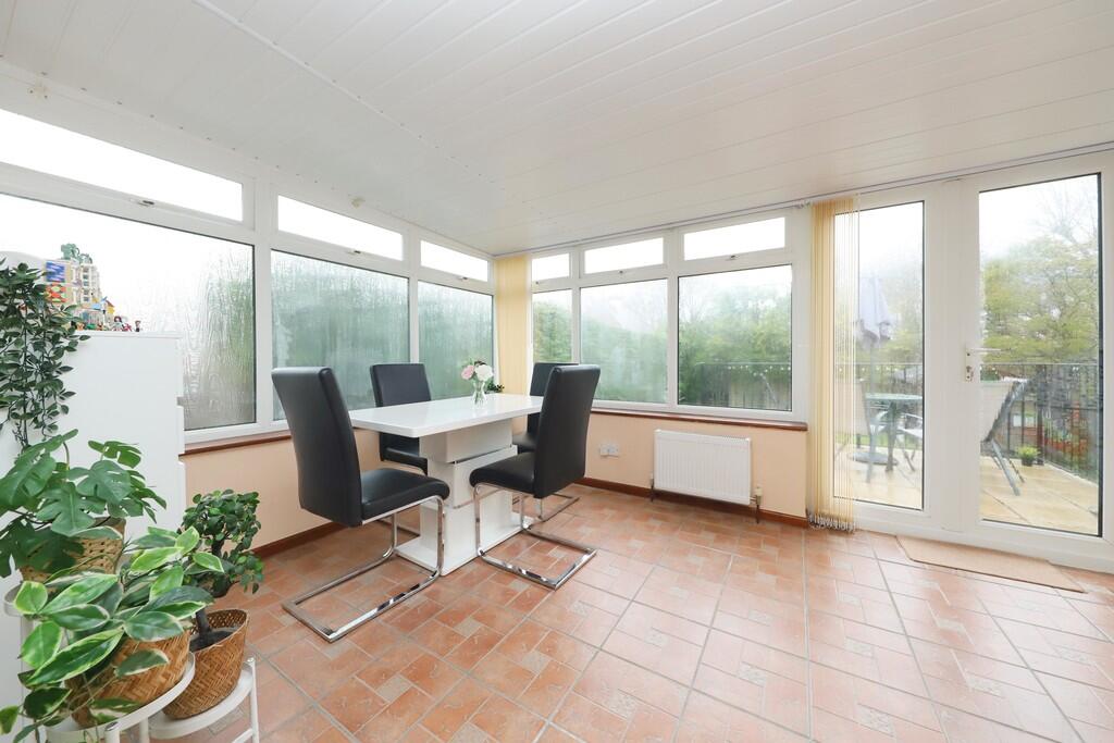 51 Downs Avenue (...