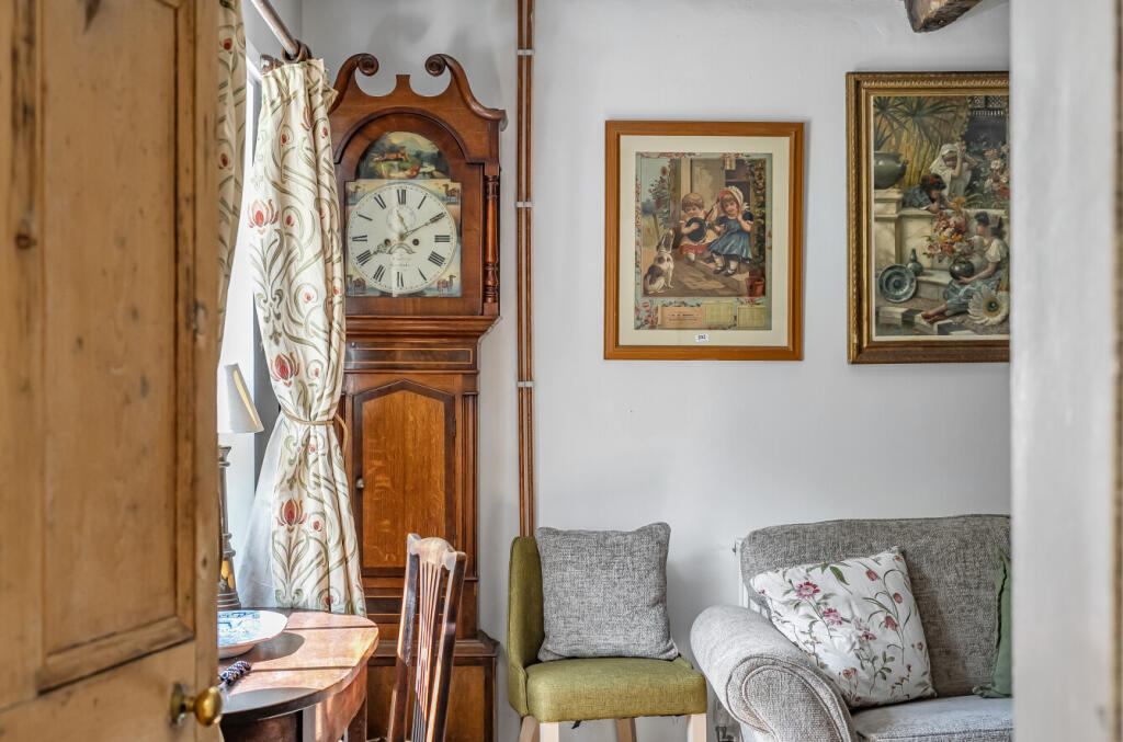 -68931b5356f42-l-1330667-23-6892315b3efa3